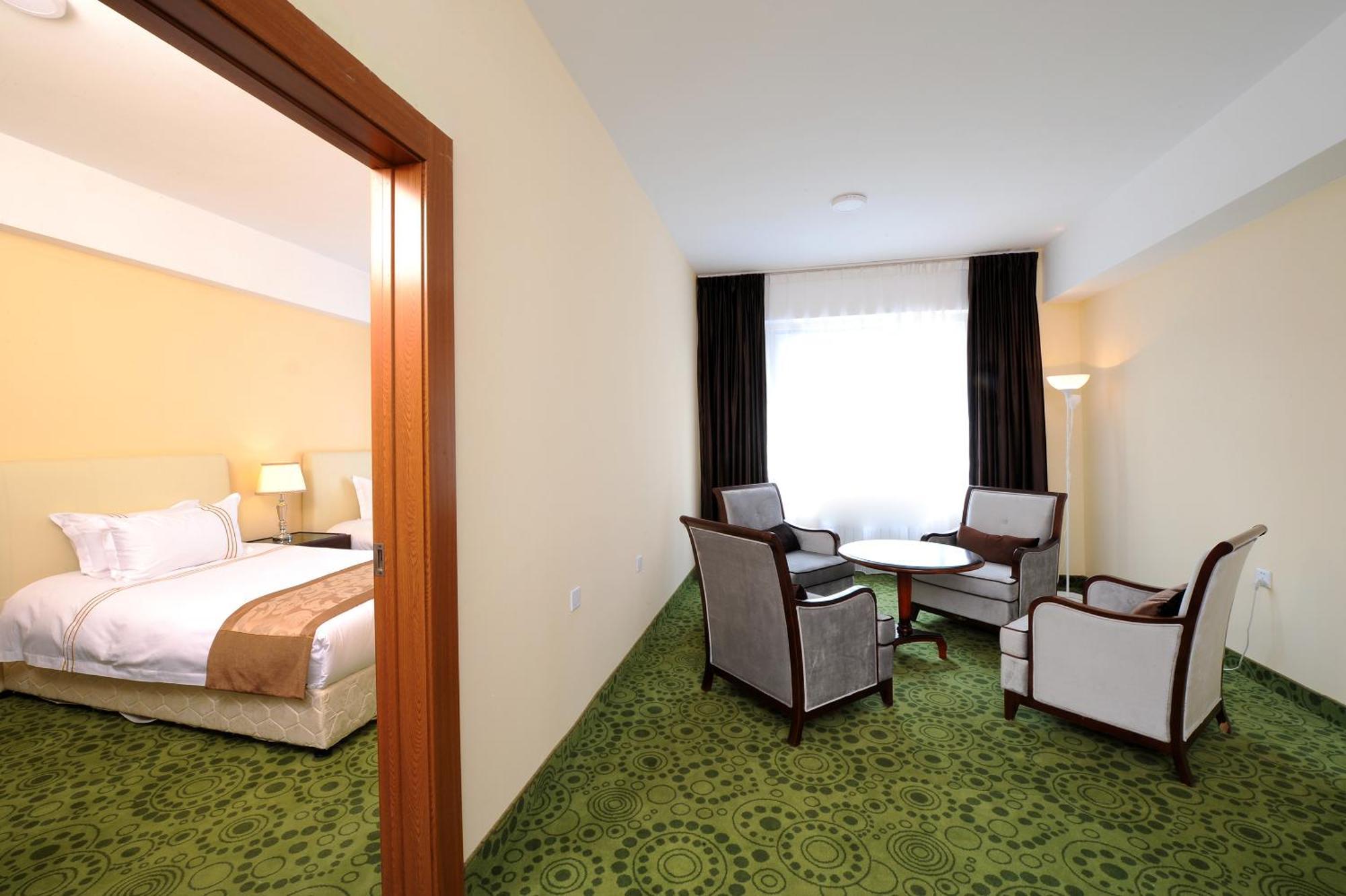 Alpha Hotel Ulaanbaatar Bagian luar foto